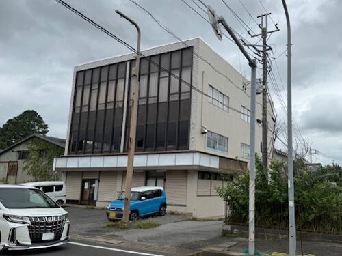 自社ビルの外壁工事